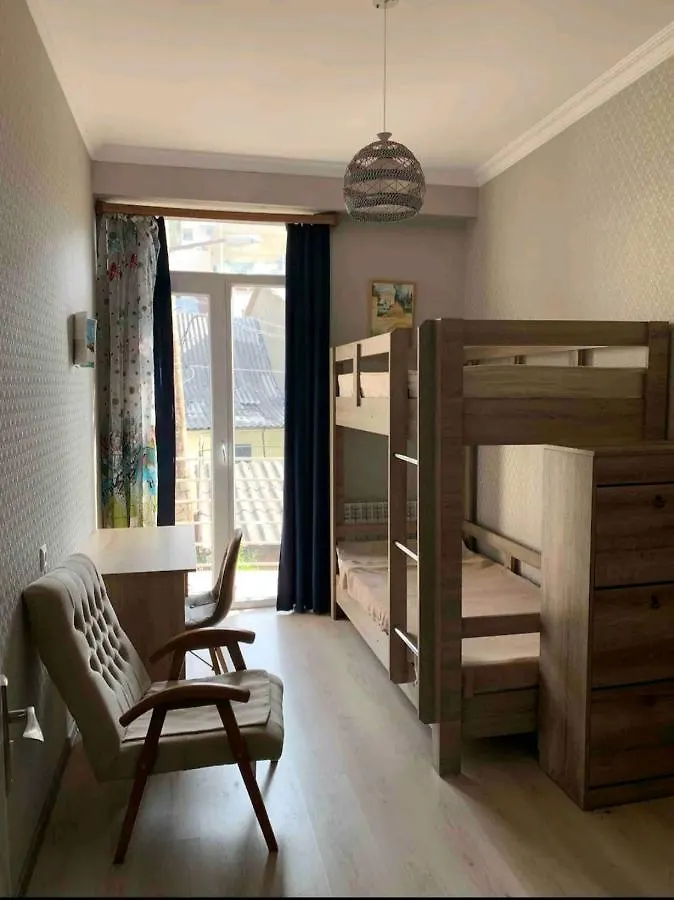 Modern 2-Bedroom Flat In The Center Of The City Тбилиси Апартаменты