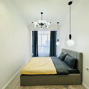 https://4seasons-almaty.hotels-of-almaty.com